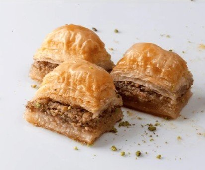 2 Kg Taze ve Çıtır Cevizli Baklava Tepsisi
