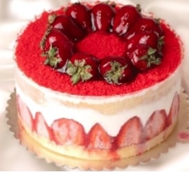 Premium Çilekli Mois Yaş Pasta